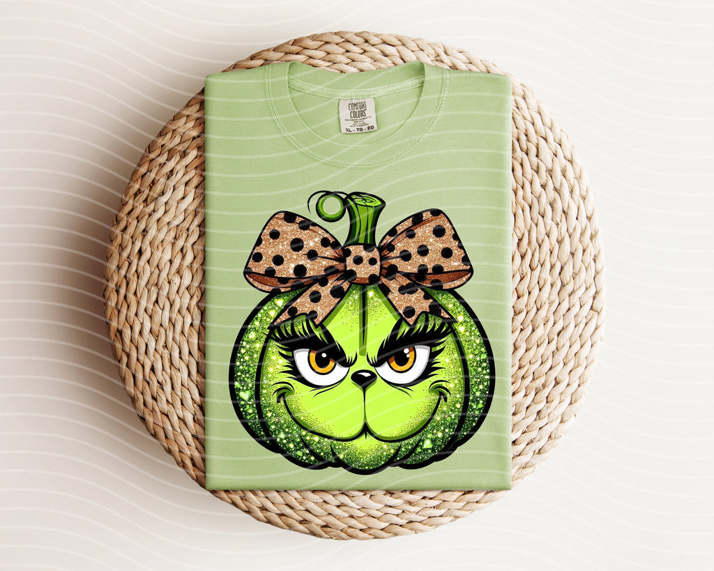 Mean Pumpkin Graphic Tee product image 1